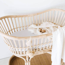 Load image into Gallery viewer, snuggle hunny stone bassinet sheet
