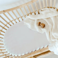 Load image into Gallery viewer, snuggle hunny stone bassinet sheet
