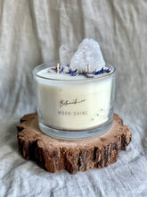 Load image into Gallery viewer, botanik co moonshine candle musk, leather and vanilla
