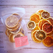 Load image into Gallery viewer, inspired botanicals dried citrus wheels
